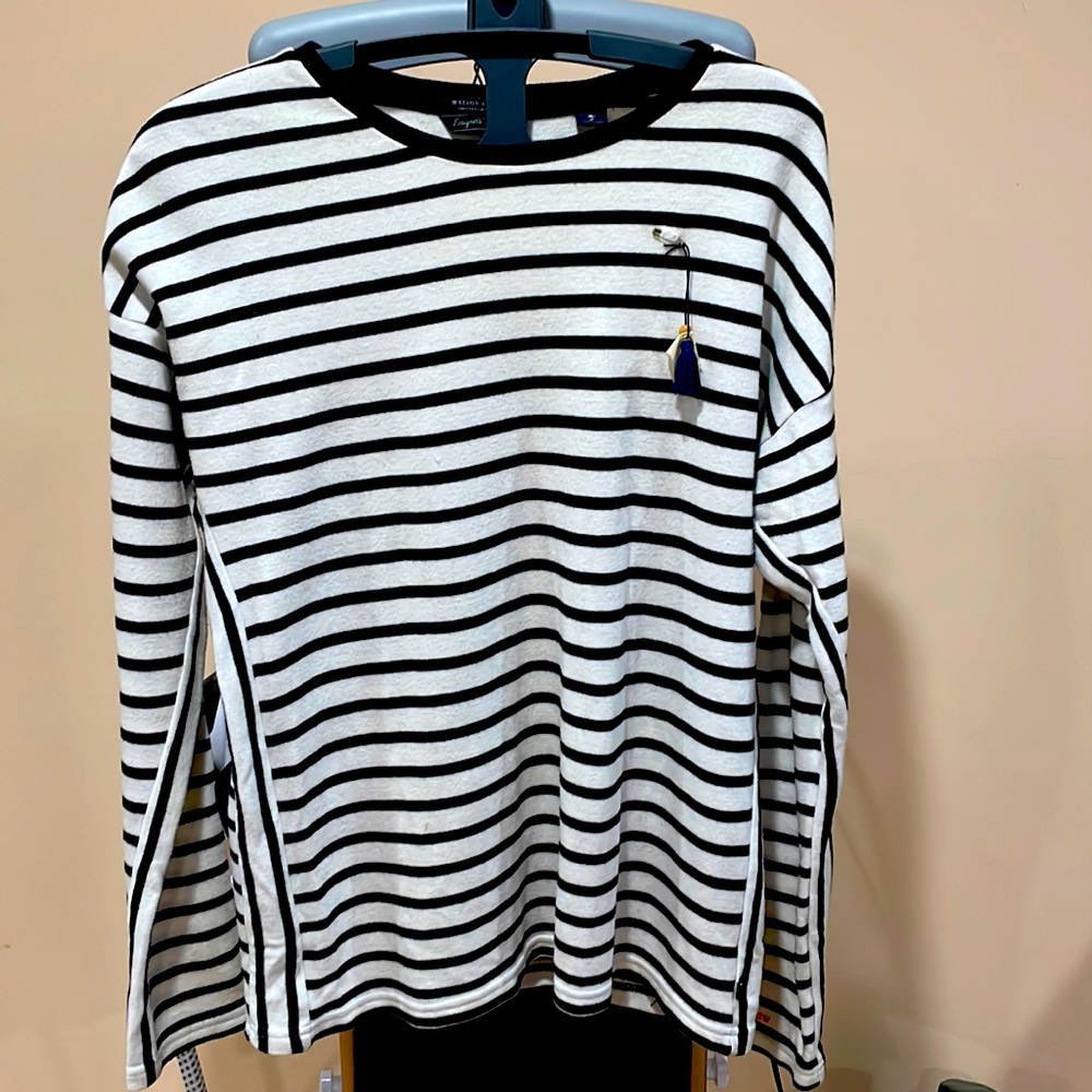 Mason Scotch long sleeve stripe shirt in very good condition. Very cute